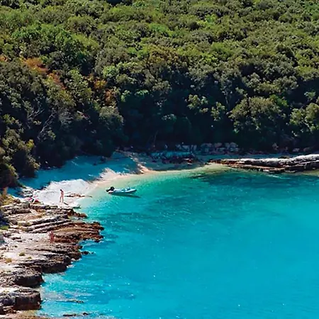 Holiday Home Pula Pomer * Pula