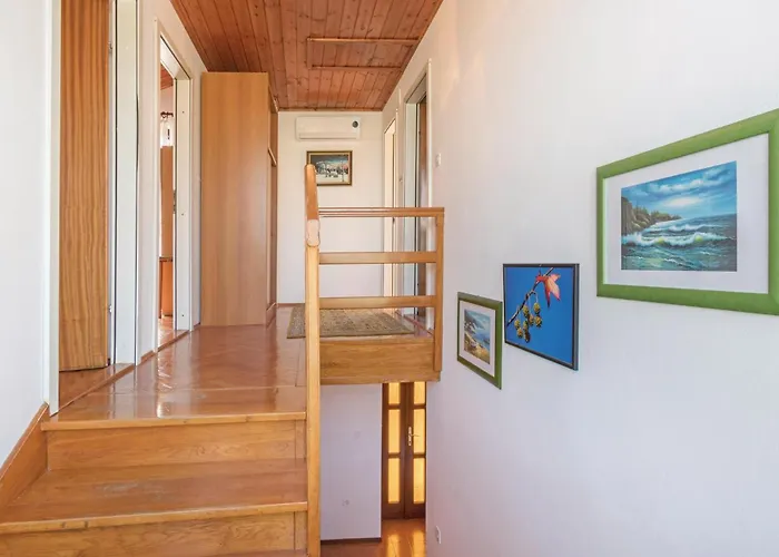 Holiday Home Pula Pomer