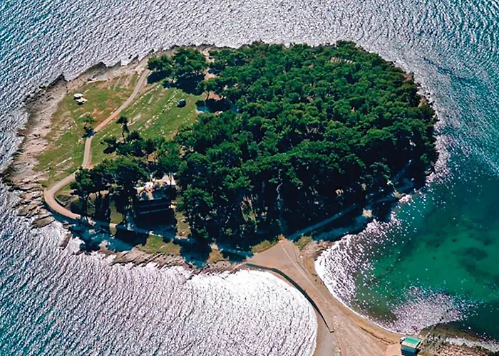 Holiday Home Pula Pomer Дом отдыха Пула