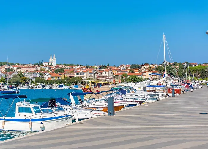 Дом отдыха Holiday Home Pula Pomer Пула