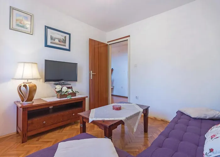 Ferienhaus Holiday Home Pula Pomer Pula
